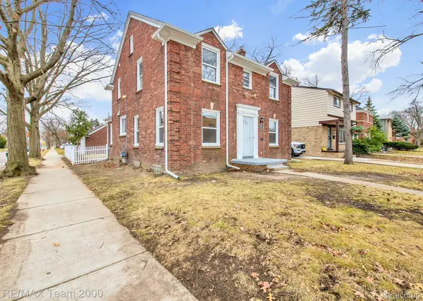 Detroit, MI 48221,8101 MARYGROVE DR