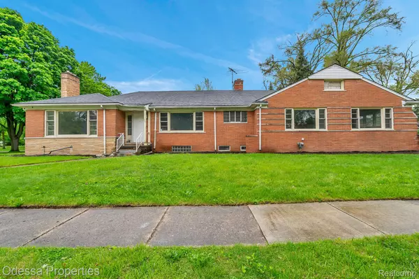 17525 DORSET AVE, Southfield, MI 48075