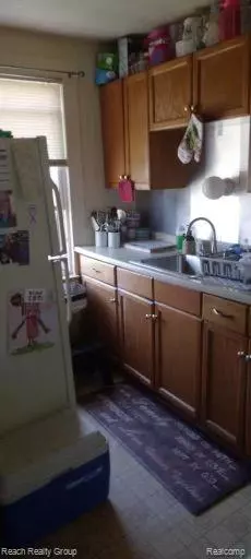 Detroit, MI 48224,5902 WAYBURN ST