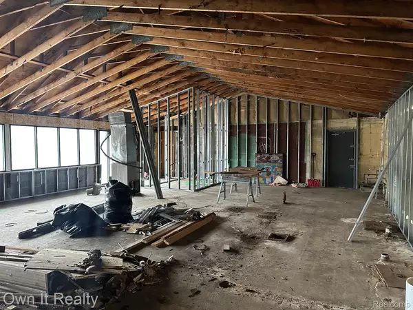 Detroit, MI 48219,24611 W MCNICHOLS RD