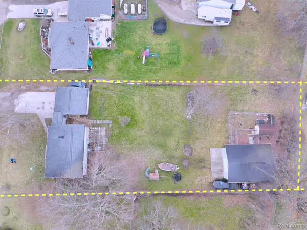 Clio, MI 48420,13128 TUSCOLA RD