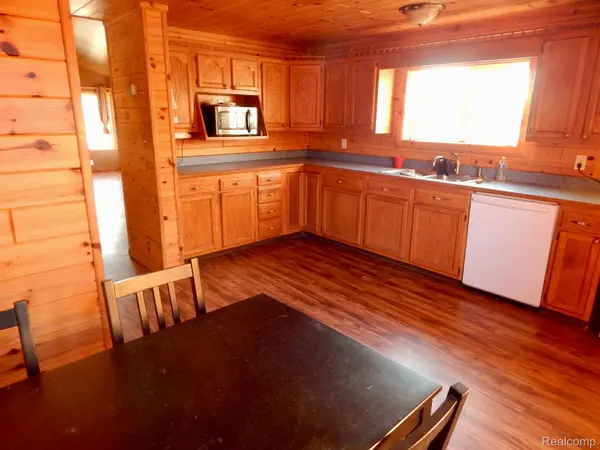 Clio, MI 48420,13128 TUSCOLA RD