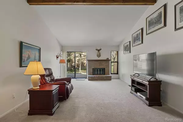 Rochester Hills, MI 48307,589 TENNYSON