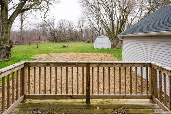 Davison, MI 48423,7143 LAPEER RD