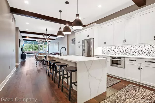 Royal Oak, MI 48067,1021 S Washington AVE #D