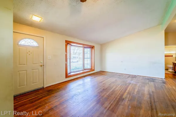 Dearborn Heights, MI 48125,5500 CHEROKEE ST