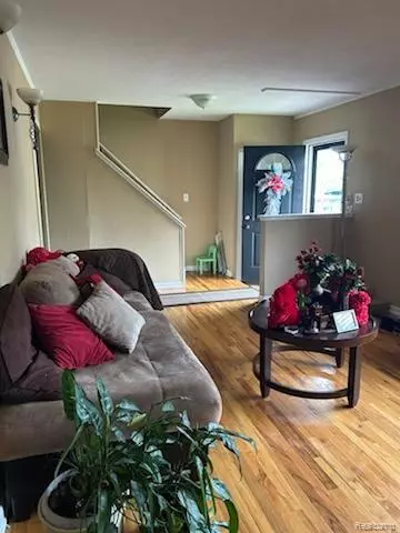 Farmington Hills, MI 48336,30225 SHIAWASSEE RD