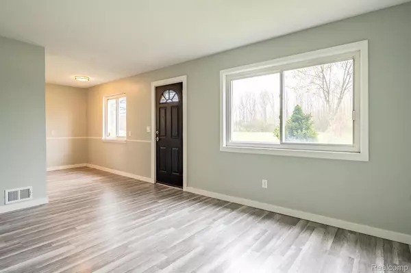 Taylor, MI 48180,9517 SYLVIA ST