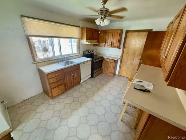 Ecorse, MI 48229,54 W AUBURN ST