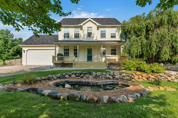 Howell, MI 48843,5389 BENTLEY LAKE RD