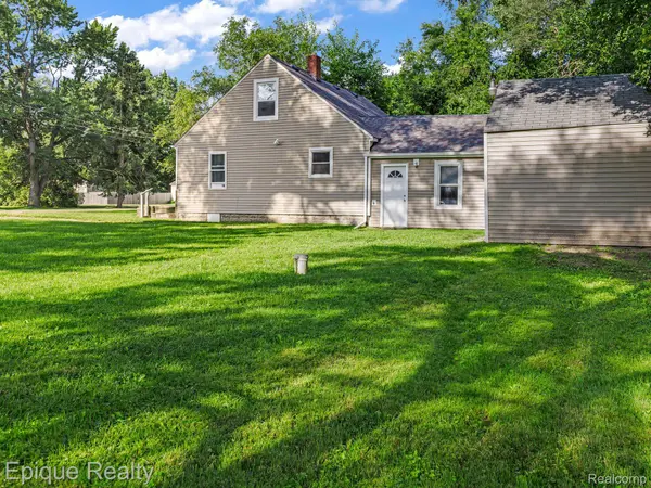 Burton, MI 48529,3371 BURROUGHS AVE