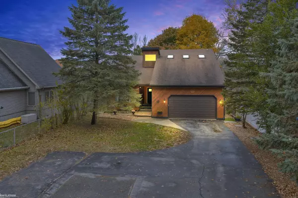 Port Huron, MI 48060,3419 Riverside DR