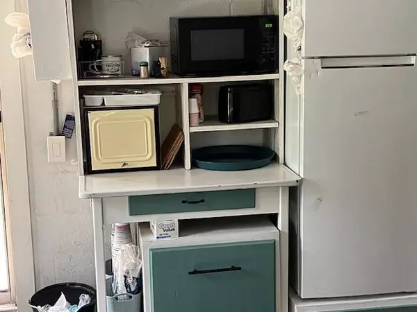 Idlewild, MI 49642,2104 E 88th ST