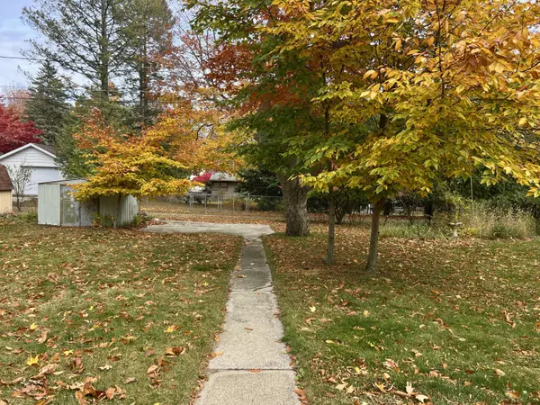 Ludington, MI 49431,1028 Beechwood ST