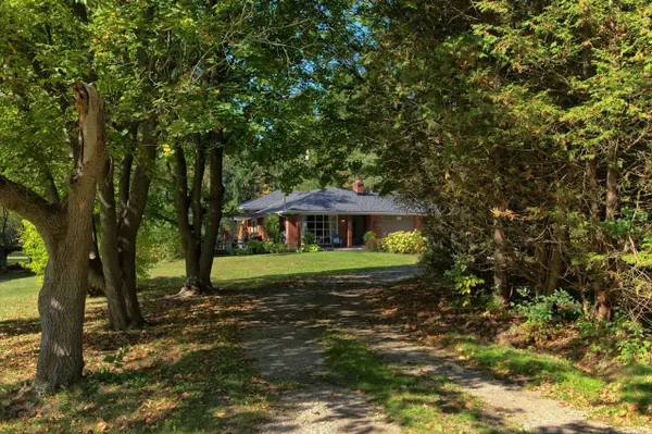 Brant, ON N3T 5L4,99 McBay RD