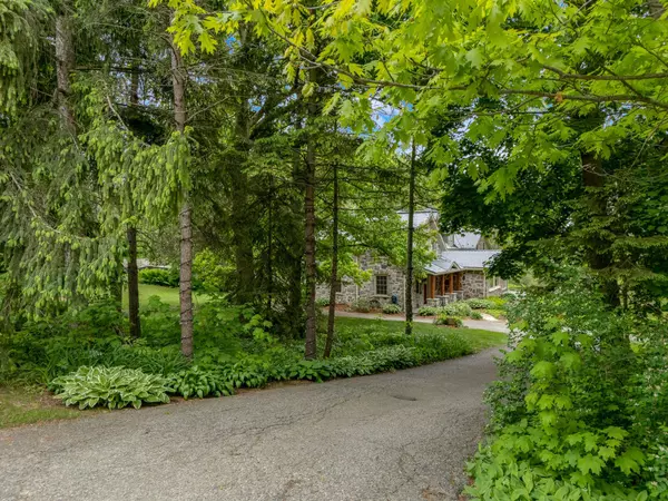 Kitchener, ON N2P 2J3,17 The Kirksway N/A