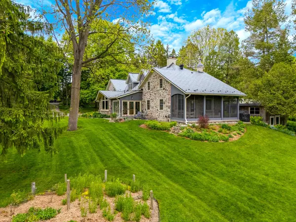 Kitchener, ON N2P 2J3,17 The Kirksway N/A