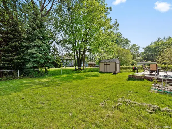 Troy, MI 48083,2988 PARLIAMENT DR