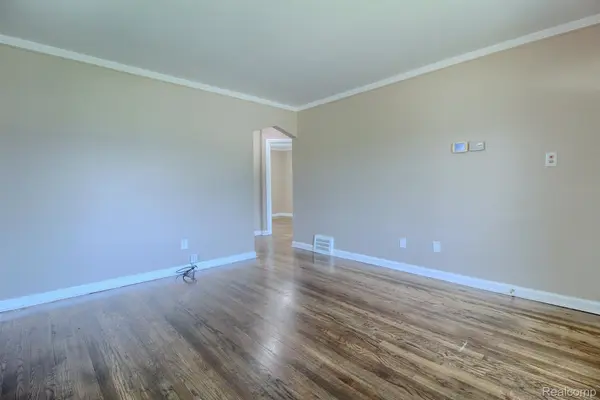 Eastpointe, MI 48021,21776 LAMBRECHT AVE