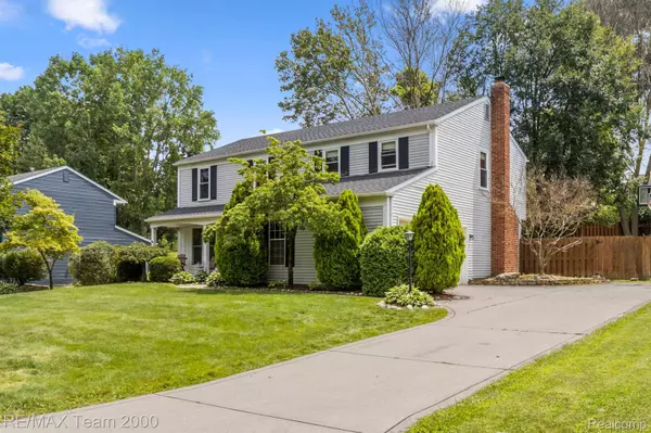 19500 SCENIC HARBOUR DR,  Northville,  MI 48167