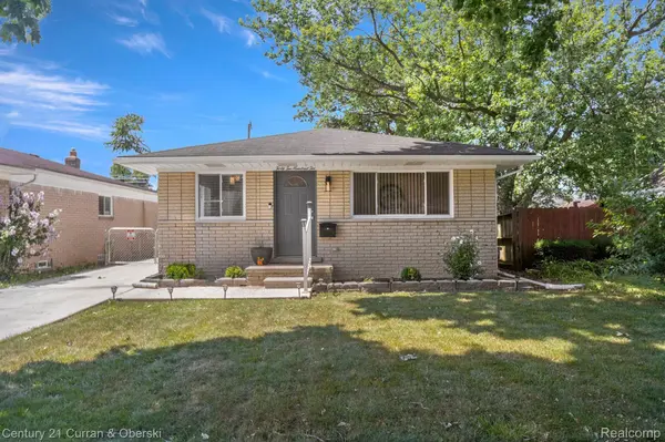 Dearborn Heights, MI 48125,4202 GERTRUDE ST