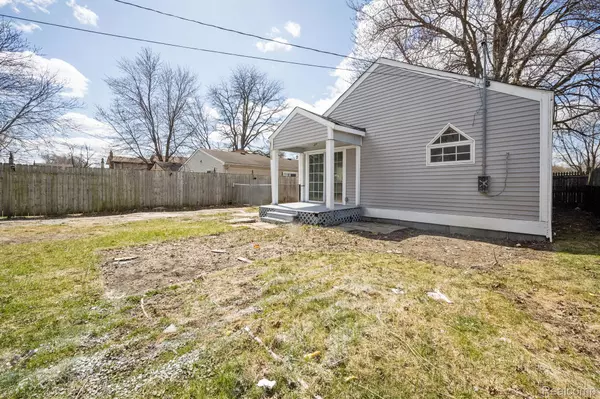 Taylor, MI 48180,5829 PRINCESS ST