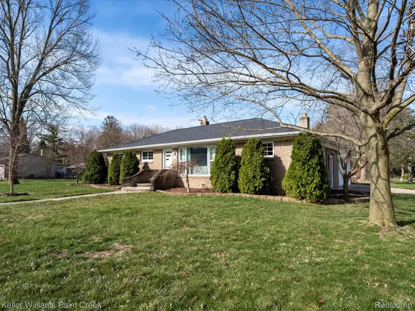 Sterling Heights, MI 48313,39151 WANDA AVE