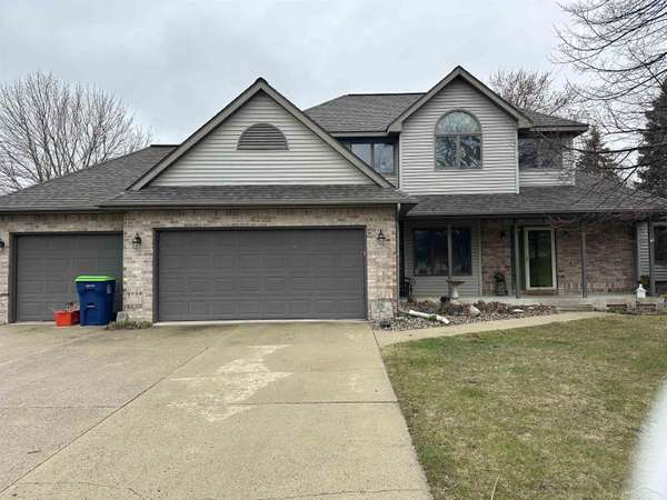 4225 E Woodview DR,  Saginaw,  MI 48603