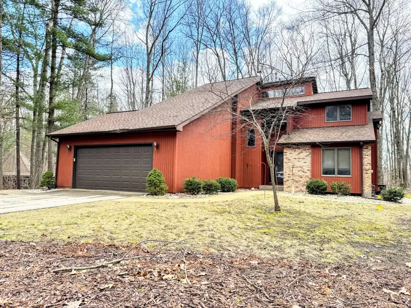 19413 Golfview DR, Big Rapids, MI 49307