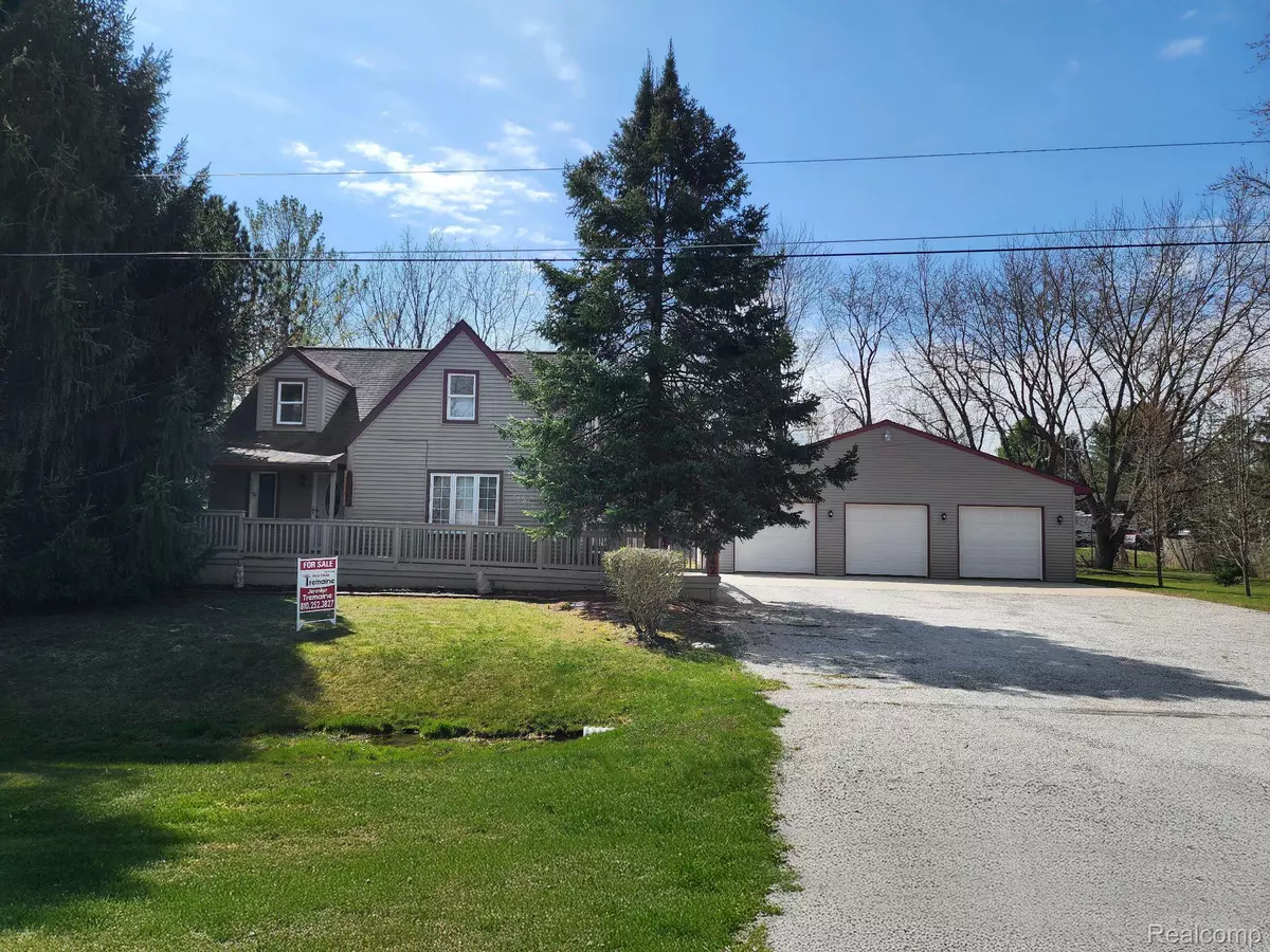 Clio, MI 48420,1042 E HOLLYWOOD BLVD