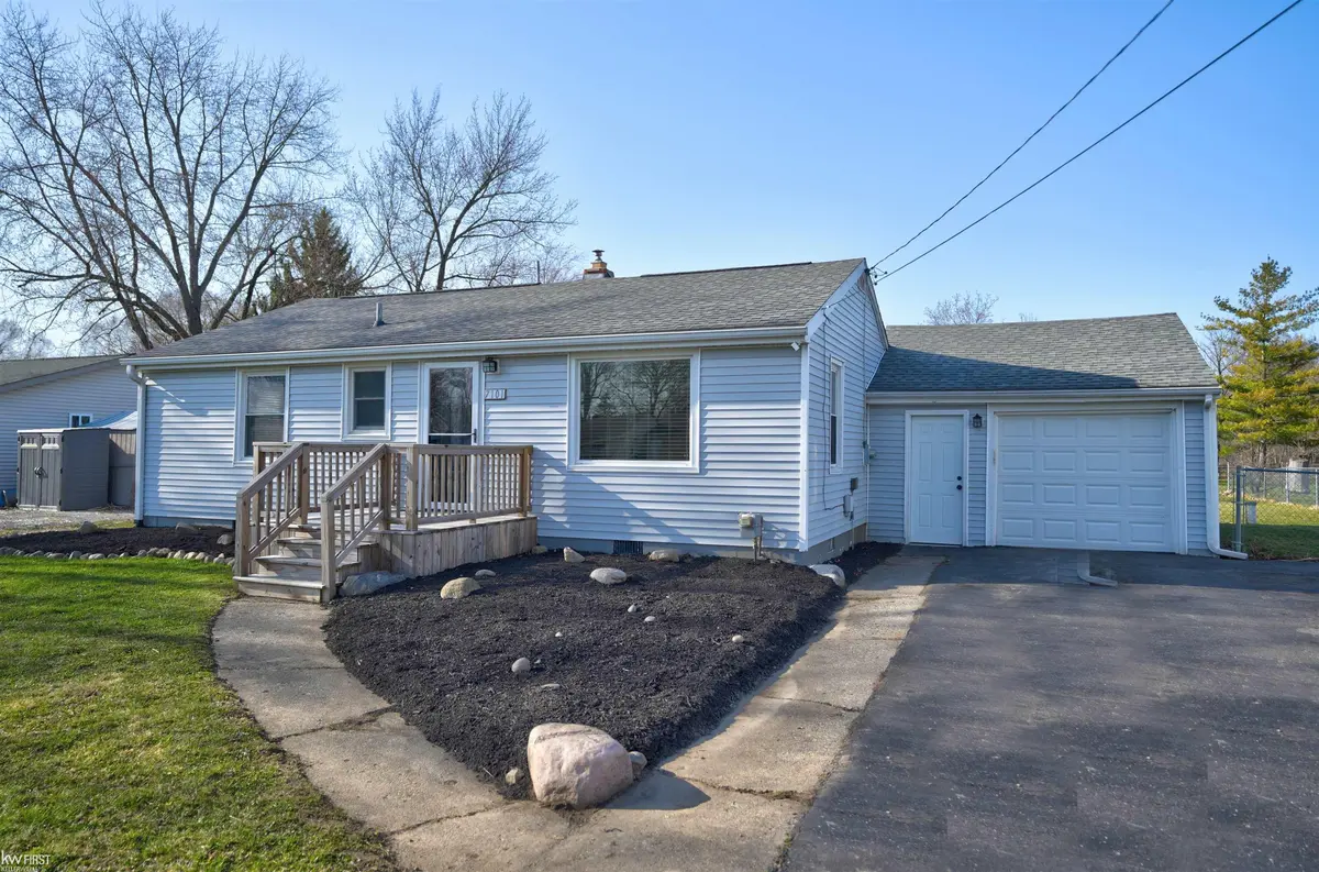 Davison, MI 48423,7101 Alger DR