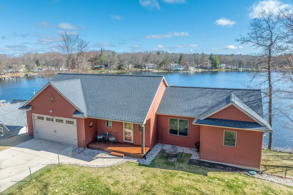 21652 Brady Lake BLVD, Aetna Twp, MI 49336