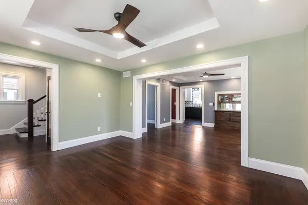 Mount Clemens, MI 48043,111 High ST