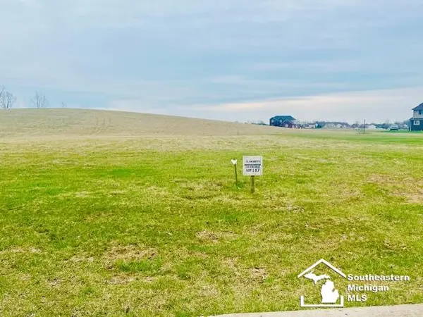 Newport, MI 48166,8490 Cobblestone DR