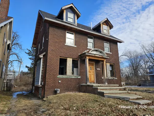 Detroit, MI 48215,598 Lakewood ST