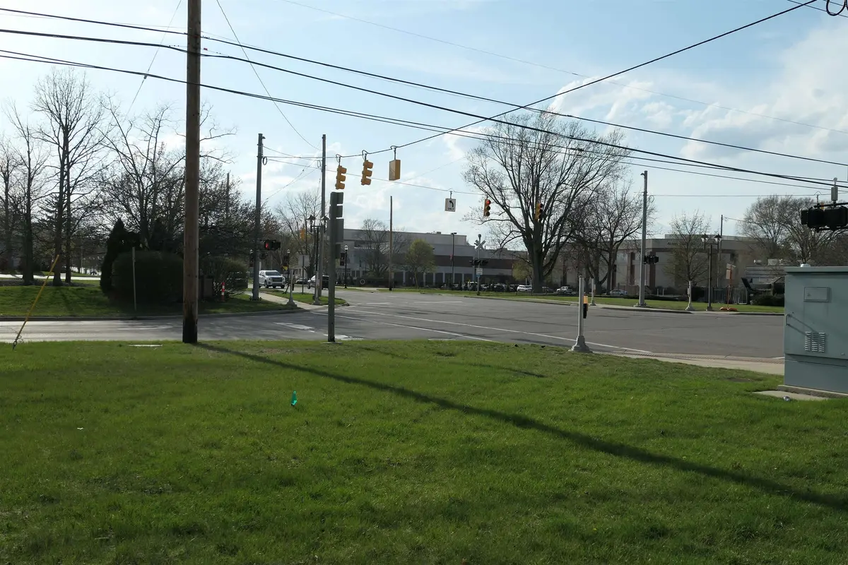 323 W Superior ST, Alma, MI 48801