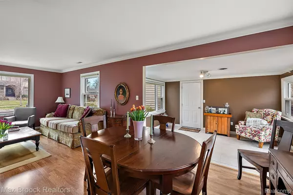 Birmingham, MI 48009,1971 Pembroke RD