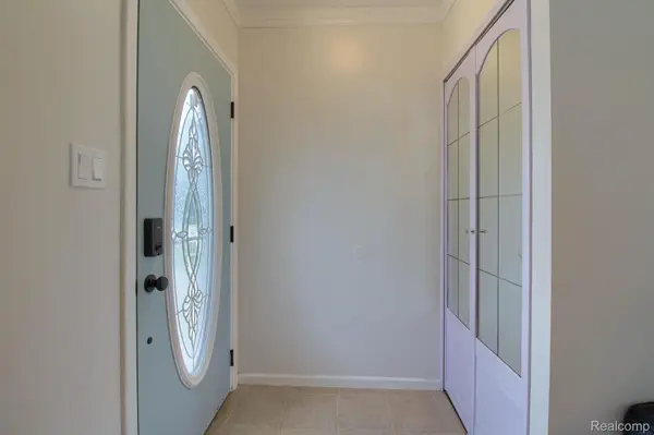 Taylor, MI 48180,25142 CHERRY ST