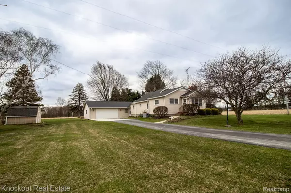 13312 MARSHALL RD, Montrose, MI 48457