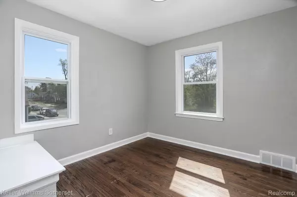 Detroit, MI 48221,16784 TULLER ST