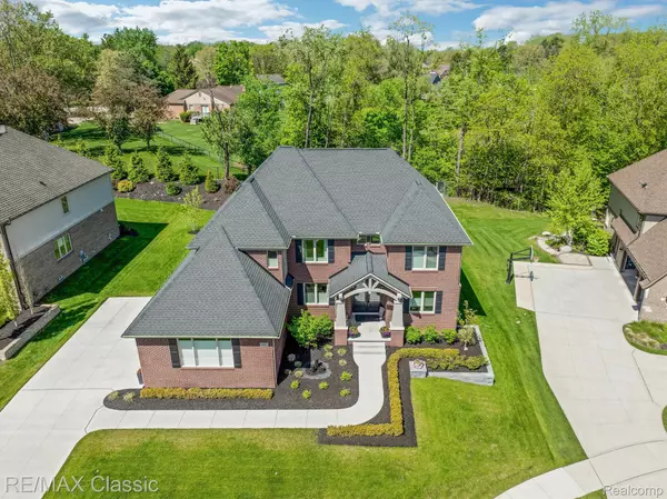 Novi, MI 48375,22471 MONTEBELLO