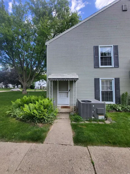 2187 Painted Post DR, Flushing, MI 48433