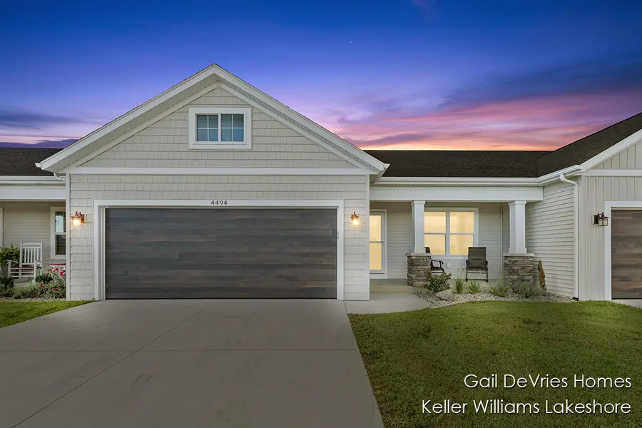 4494 Meadow Pond Way #68, Hamilton, MI 49419