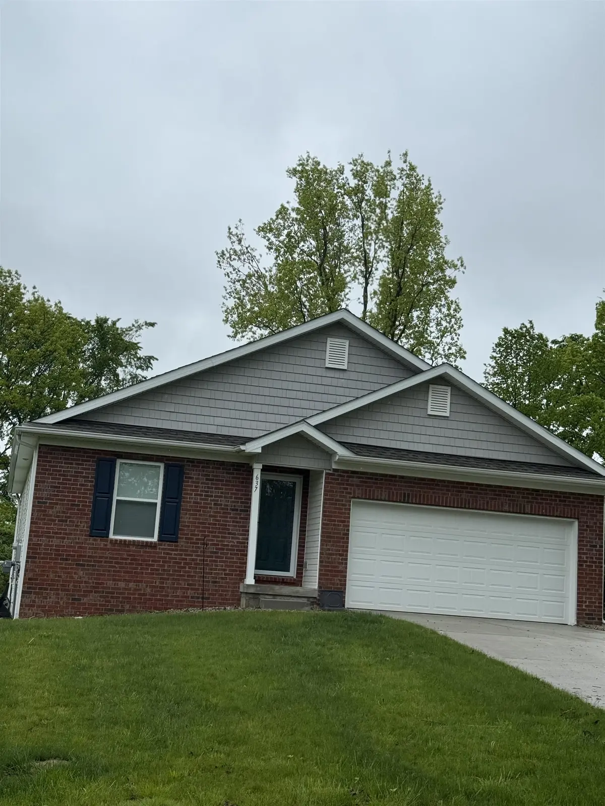 Corunna, MI 48817,637 woodvalley DR