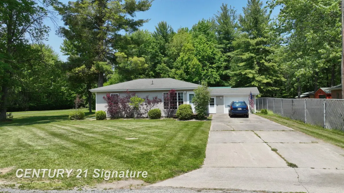 1250 W Sloan RD, Albee Twp, MI 48417