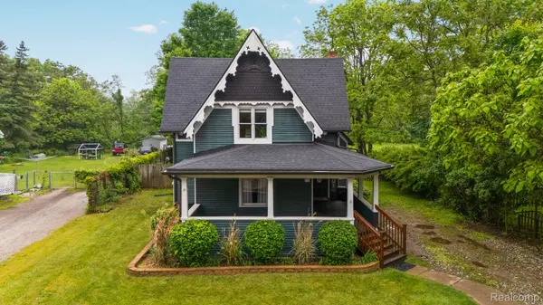 Pinckney, MI 48169,330 W Main Street