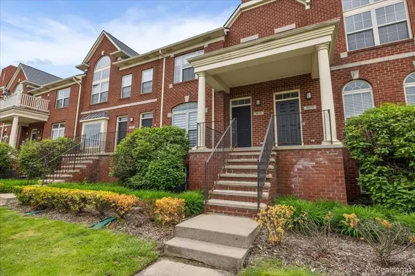 Troy, MI 48084,3070 Camden DR