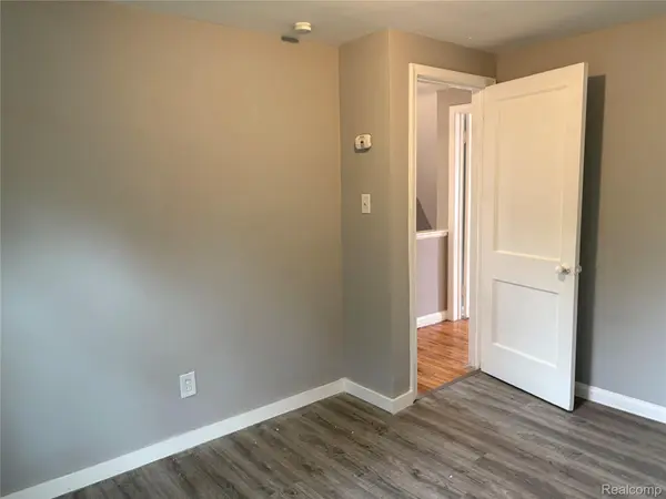 Detroit, MI 48228,18918 W Chicago ST