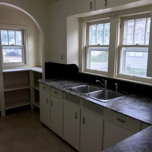 Mount Pleasant, MI 48858,1022 S Lansing