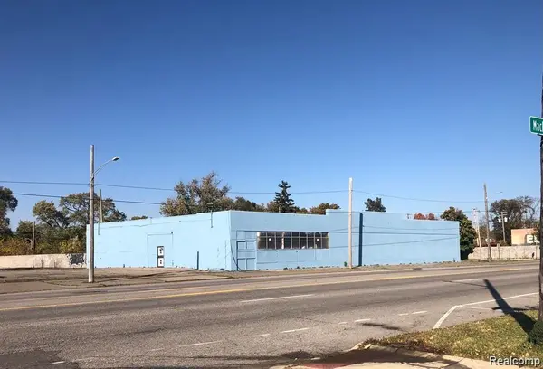 Detroit, MI 48215,14125 MACK AVE